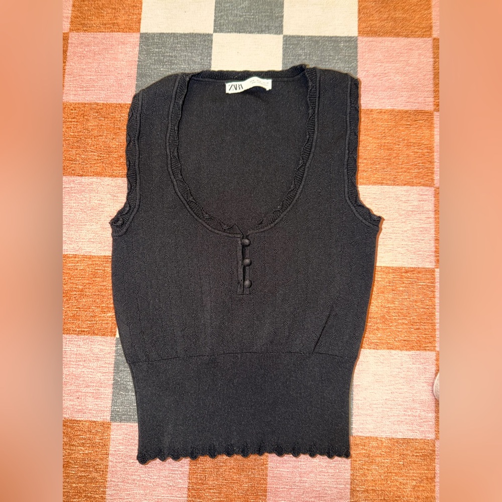 Zara Elegant Black Knit Blouse